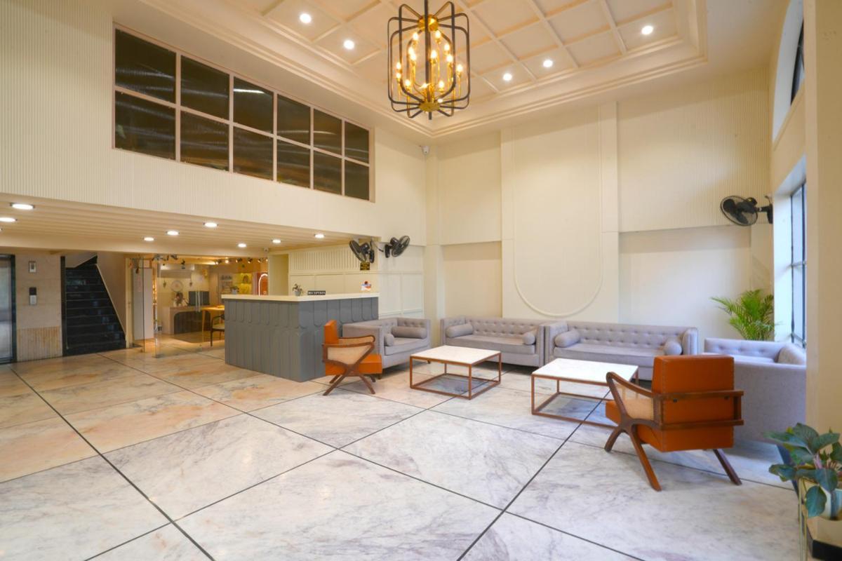 Hotel Square 36 Kota  Ngoại thất bức ảnh