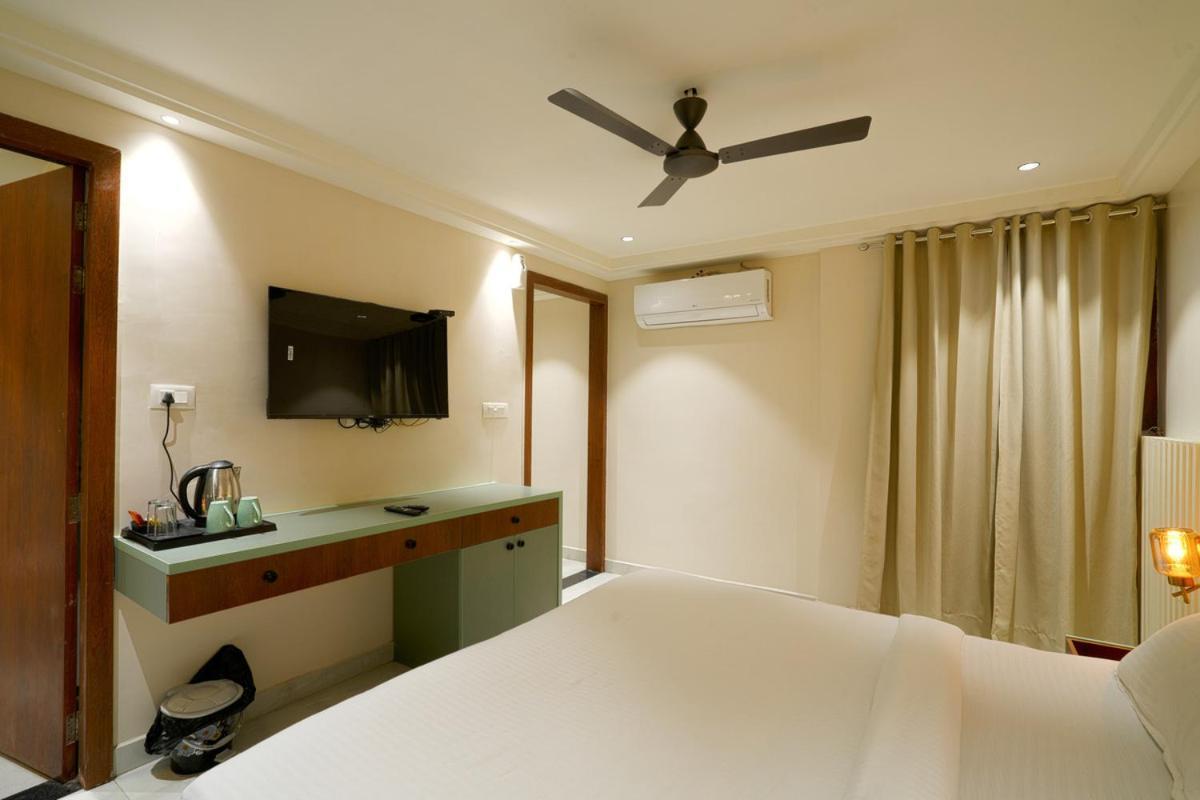 Hotel Square 36 Kota  Ngoại thất bức ảnh