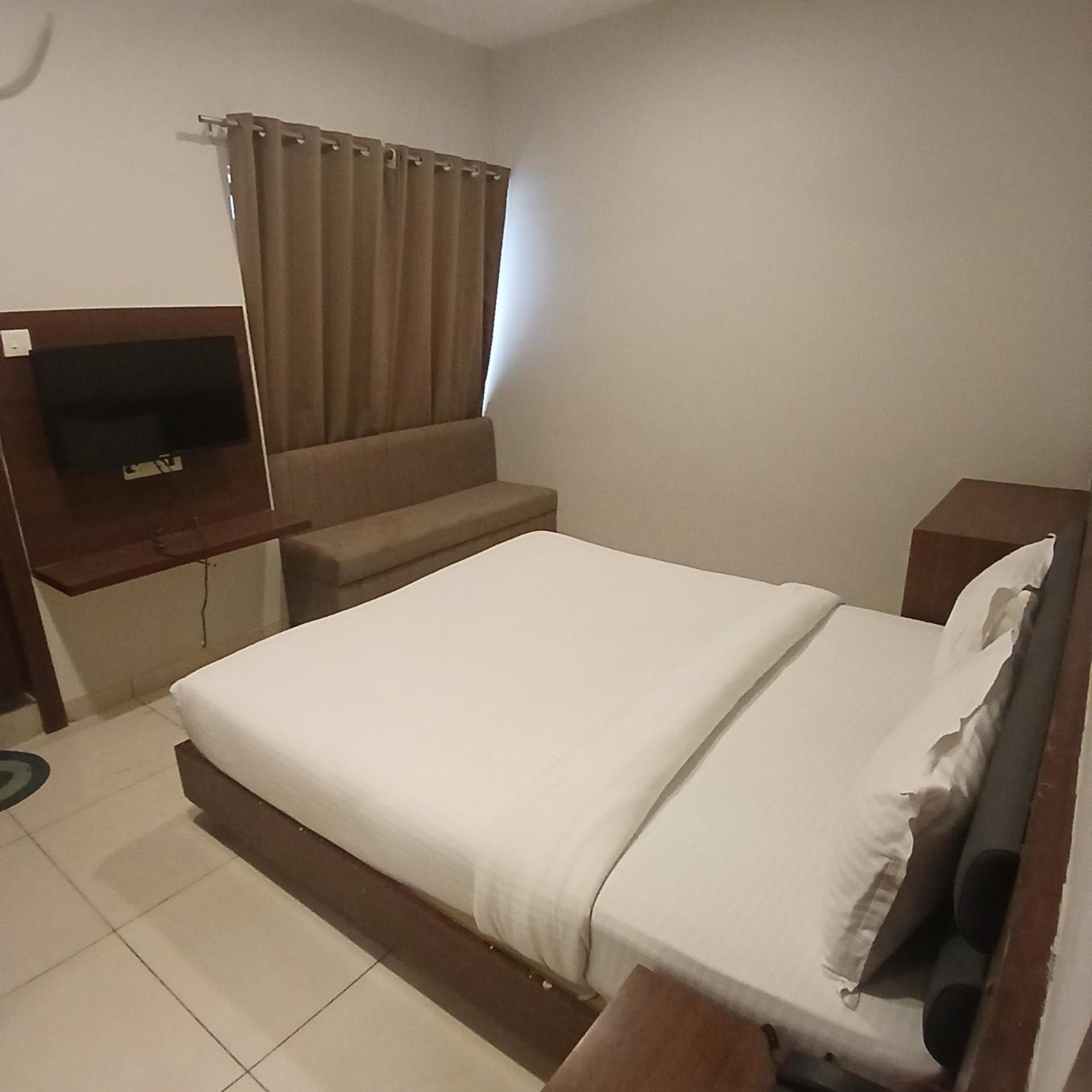 Hotel Square 36 Kota  Ngoại thất bức ảnh
